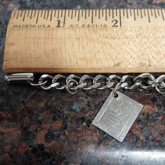 Girl's 4 Charm Bracelet...EUC - Picture 5 of 6
